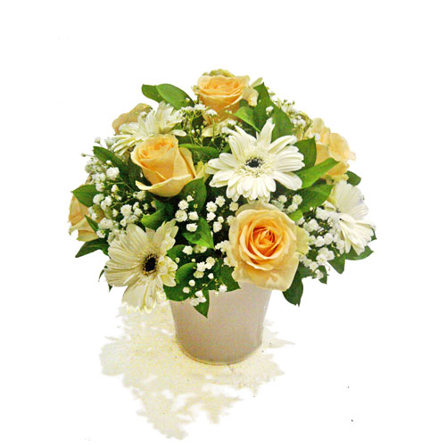 vas bunga meja mawar orange harga 390 ribu